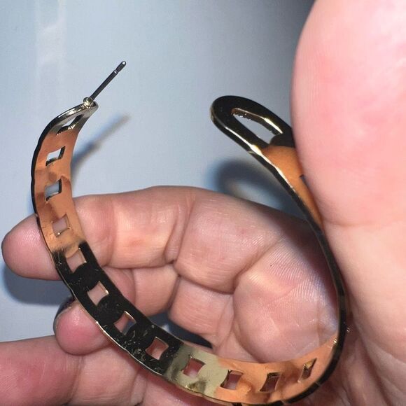 Gold Tone Large “Filmstrip” Cut Hoop Earrings - Picture 5 of 7